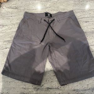 Beverly Hills Pollo Shorts